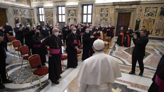 Francisco en el 60° aniversario de la Oficina Nacional de Catequesis de la CEI: «Quien no sigue el Concilio no está en la Iglesia»